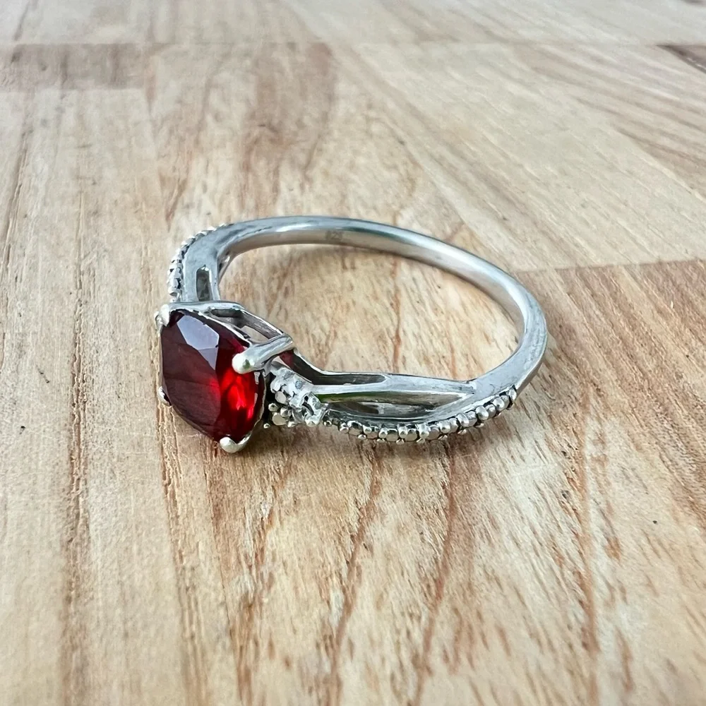 925 Sterling silver red stone ring January birthstone